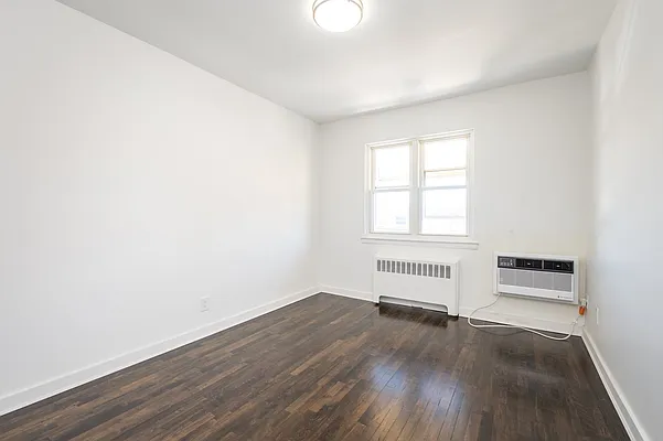 Rented by Samuel Realty Group LLC | media 26