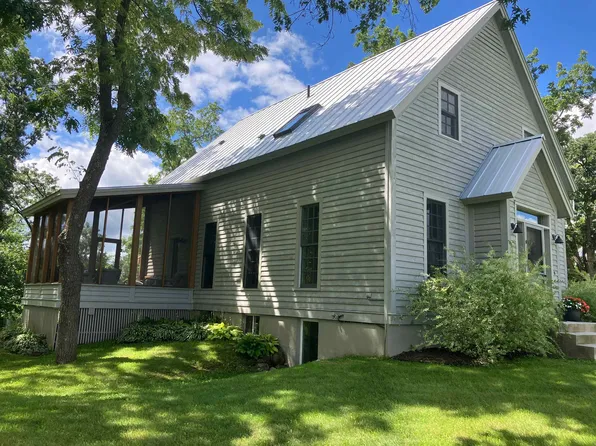 6025 E 115th St, Northfield, MN 55057