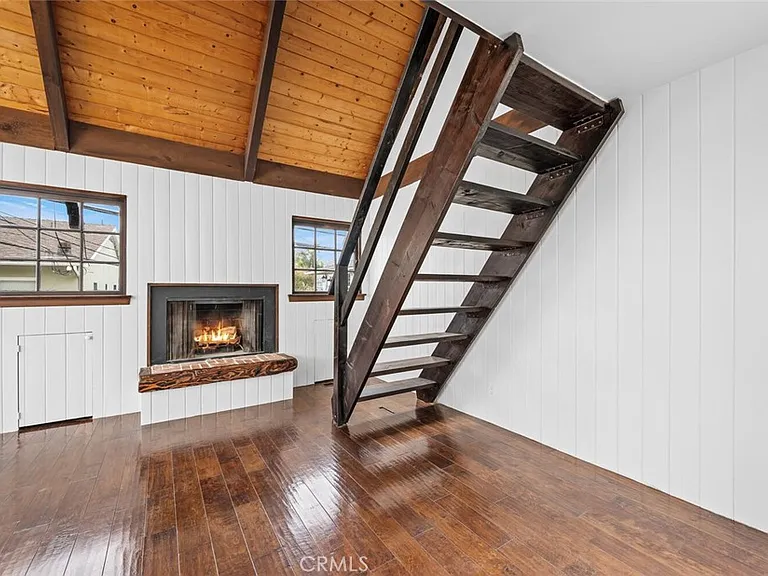 329 Aster St — Photo 10