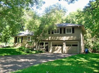 17002 Patricia Ln, Minnetonka, MN 55345