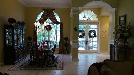 5th image of 126 N River Dr W