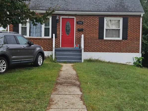 1516 Fresno St NW, Roanoke, VA 24017