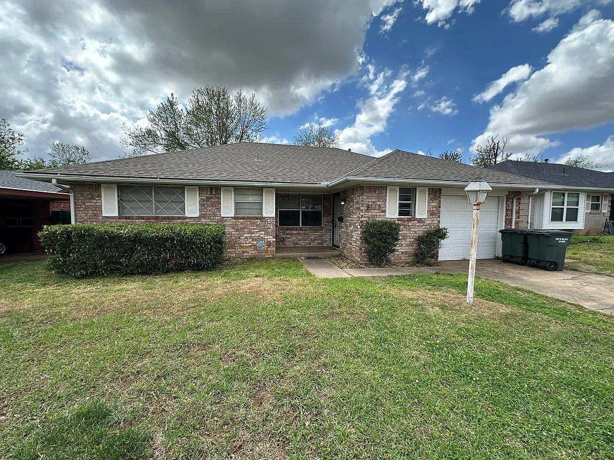 Building Photo - 4720 Spiva Dr