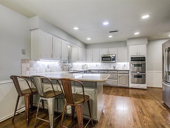 5th image of 9121 Windy Crest Dr