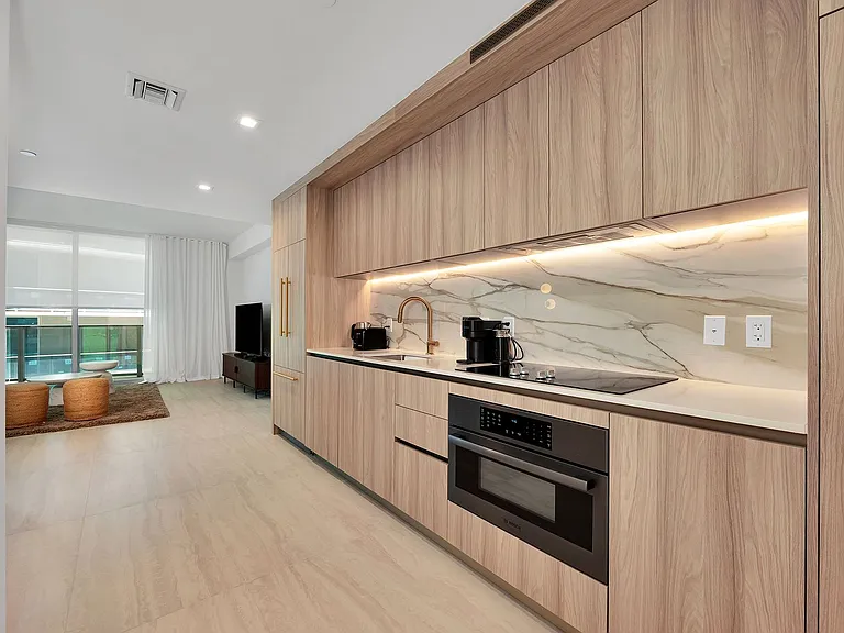 77 SE 5th St #1906 — Photo 1