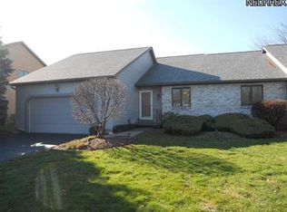 205 Golf Dr #18569, Cortland, OH 44410