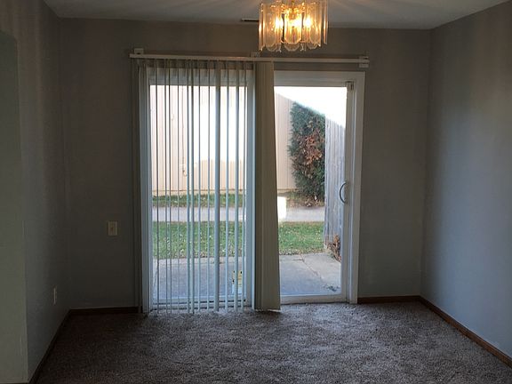 2nd image of 337 E 60th Dr