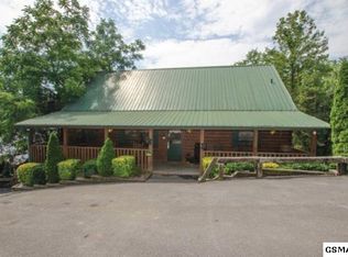 824 Bear Run Way, Sevierville, TN 37862