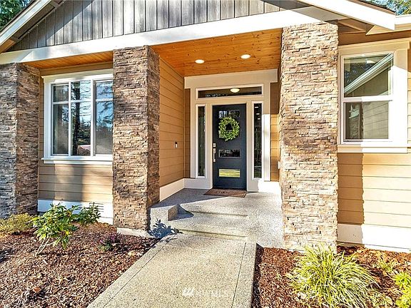 Beautiful entry
