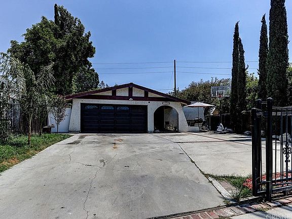 4th image of 12644 Bracken St