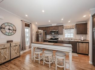 11 Hagop Road, Salem, NH 03073