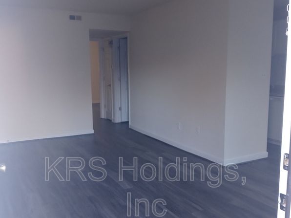 1265 Nelson St APT A