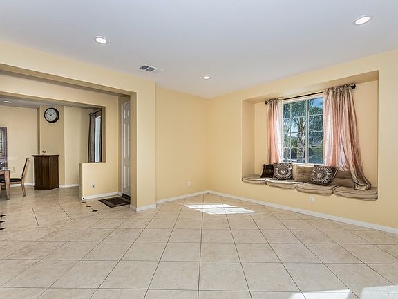 3rd image of 19282 Sterling Hill Ln