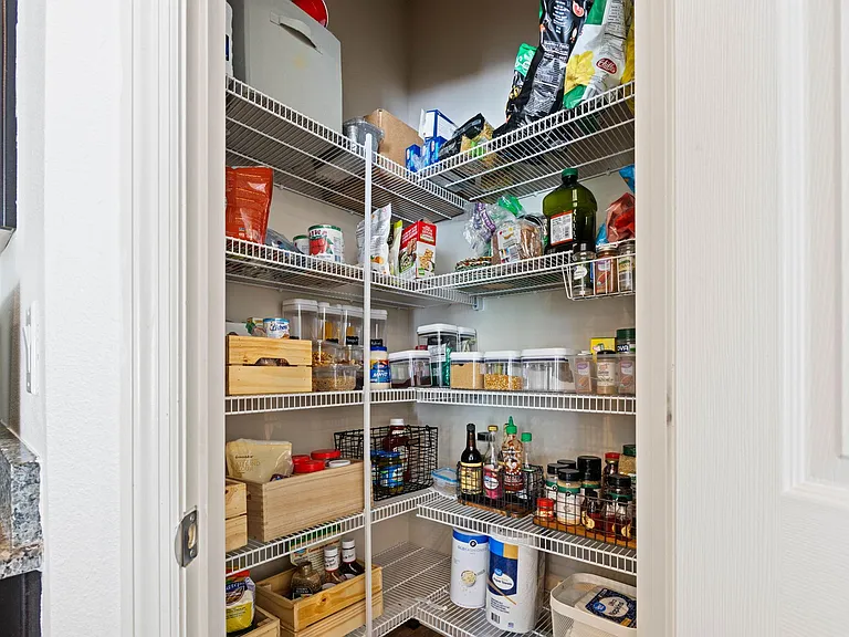 6917 Woodchase Glen Dr — Photo 15
