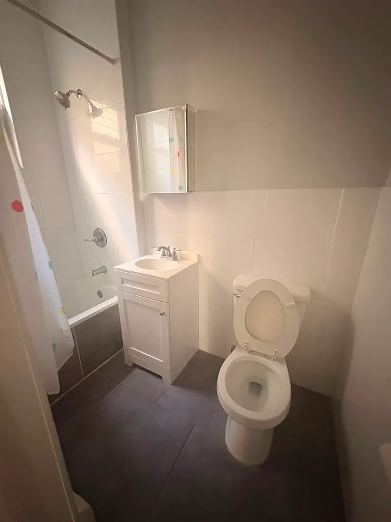 2 bed, $1,700 — Photo 4