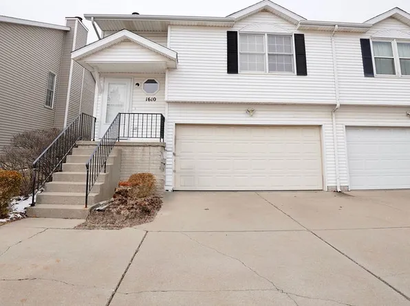 1610 Martin Luther King Dr, Bloomington, IL 61701