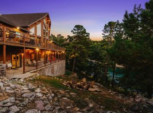 483 Lakeview Bnd, Eureka Springs, AR 72632