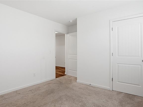 3rd image of 7218 Dowery Dell Way