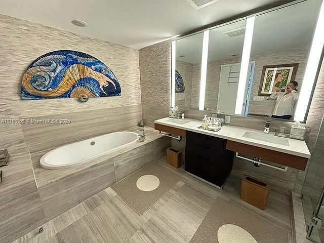 1 Collins Ave #602 — Photo 17
