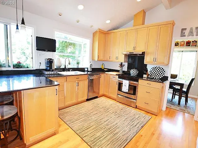 17187 Carlson Ct — Photo 10