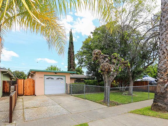 3rd image of 2686 Aida Ave