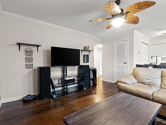 2nd image of 3958 N Quail Ln