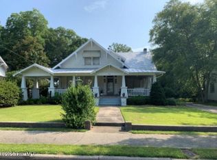 4290 Belcher St, Farmville, NC 27828