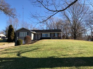 305 E Graceland Heights Dr, Hagerstown, IN 47346