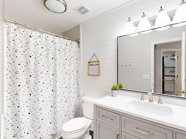 2259 Dewey Dr — Photo 21