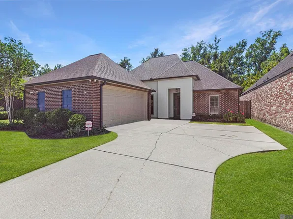 8162 Seville Ct, Baton Rouge, LA 70820