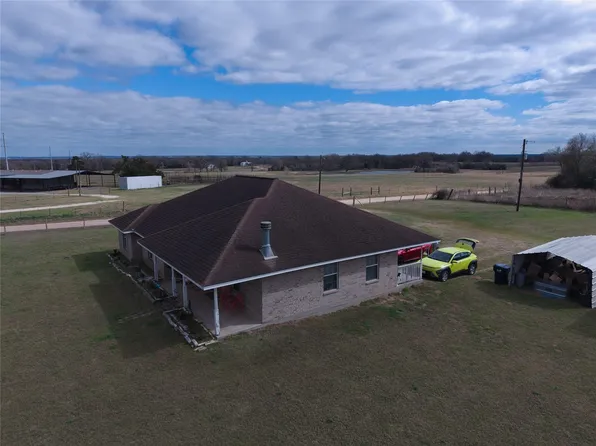 2464 Barker Prairie Rd, College Station, TX 77868