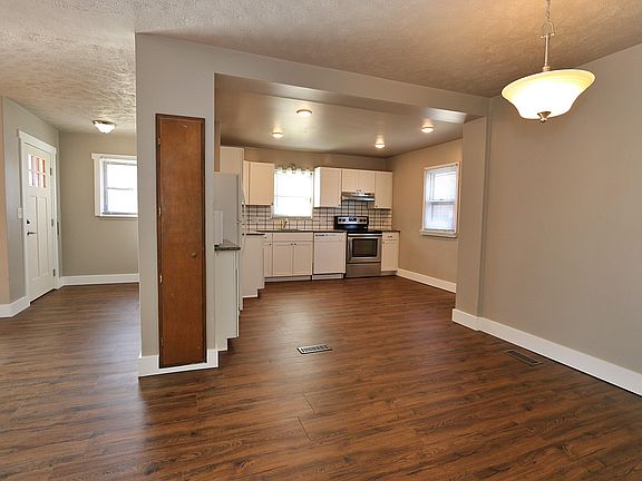 5th image of 1025 N 50th Ave