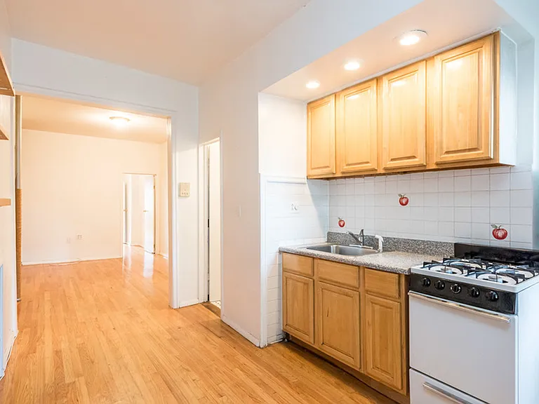 215 Franklin St #1R — Photo 21