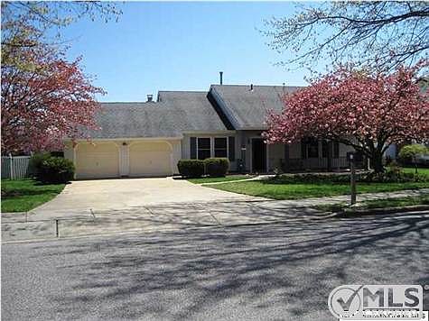 1st image of 373 Kildare Dr