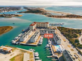 200 Olde Towne Yacht Club Dr #68, Morehead City, NC 28557