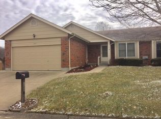 6551 Dolphin Cir E, Florissant, MO 63033