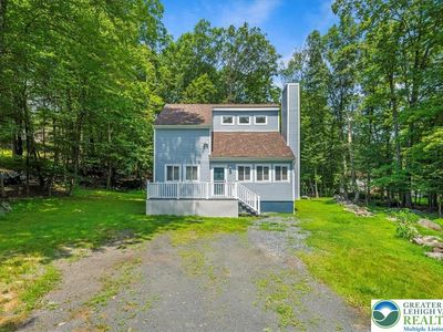 461 Somerset Dr, East Stroudsburg, PA, 18301