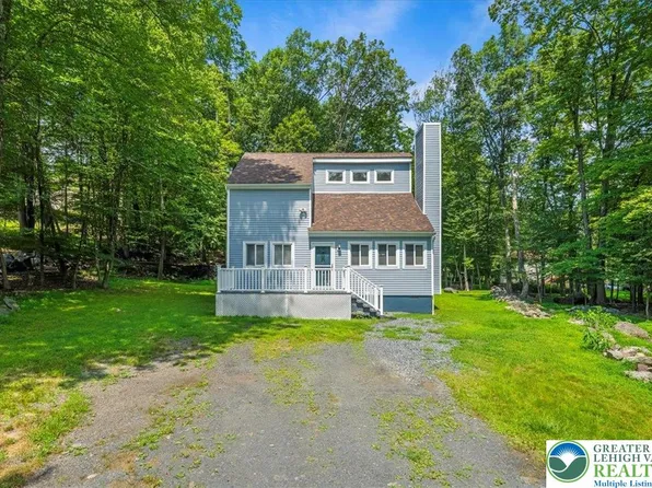 461 Somerset Dr, East Stroudsburg, PA 18301