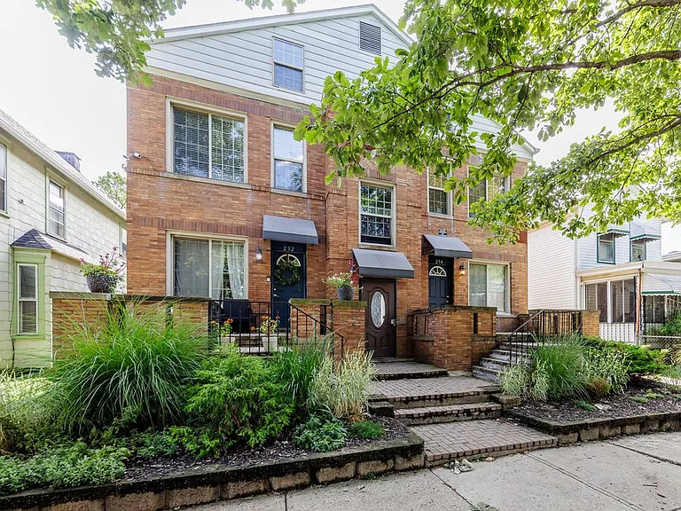 232 S Monroe Ave #UPSCALE LOFT — Photo 15