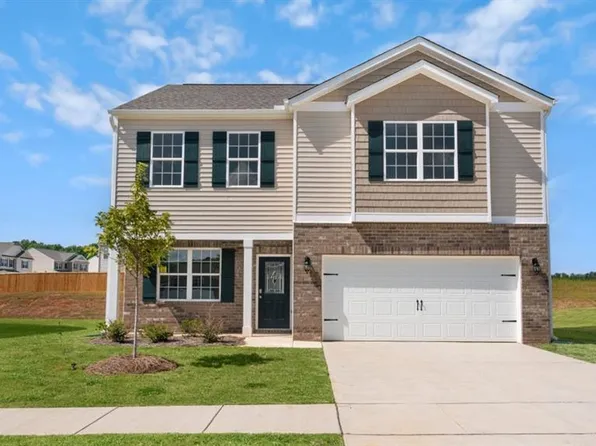 3105 Middle Creek Ln, Greensboro, NC 27405