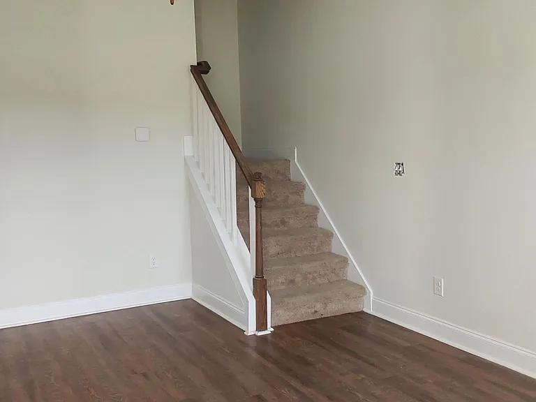3900 Harper Franklin Ave — Photo 2