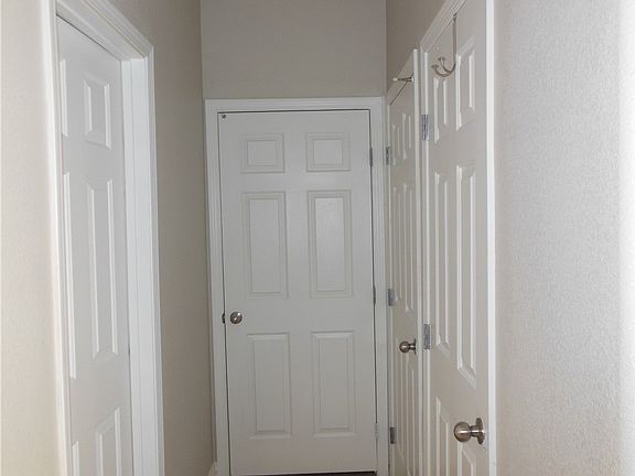 4th image of 7431 Mariposa Grove St