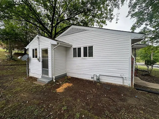 118 Carrollton Rd — Photo 3