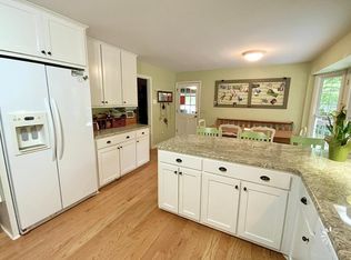 3060 Brookview Dr, Marietta, GA 30068