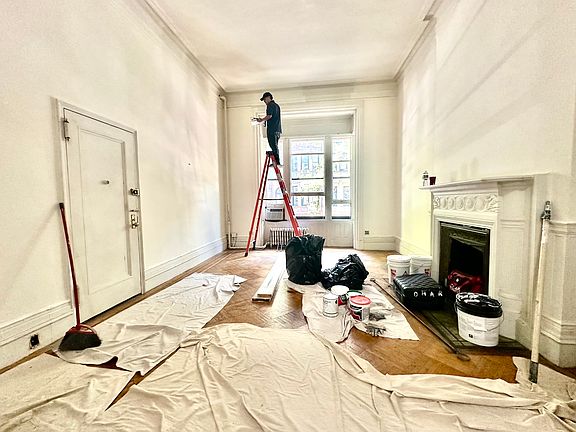 4th image of 47 W 73rd St APT 1F