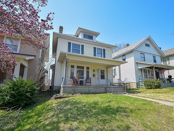 3rd image of 657 Wilfred Ave