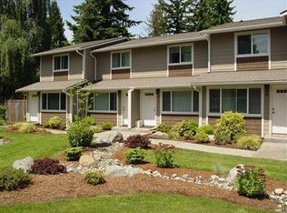 21524 73rd Pl W APT E, Edmonds, WA 98026