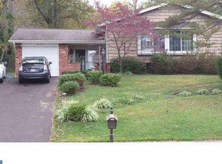 605 Meadowlark Rd, Audubon, PA 19403