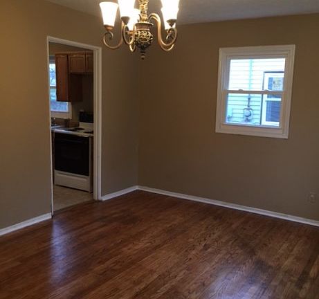 4th image of 324 N 36th St