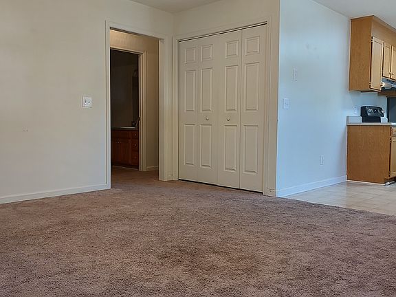 2nd image of 1710 18th Ave NE